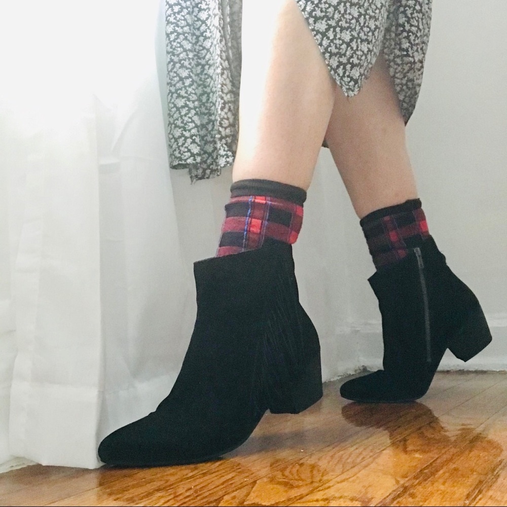 Seychelles Weekender | Black Suede Fringe Booties